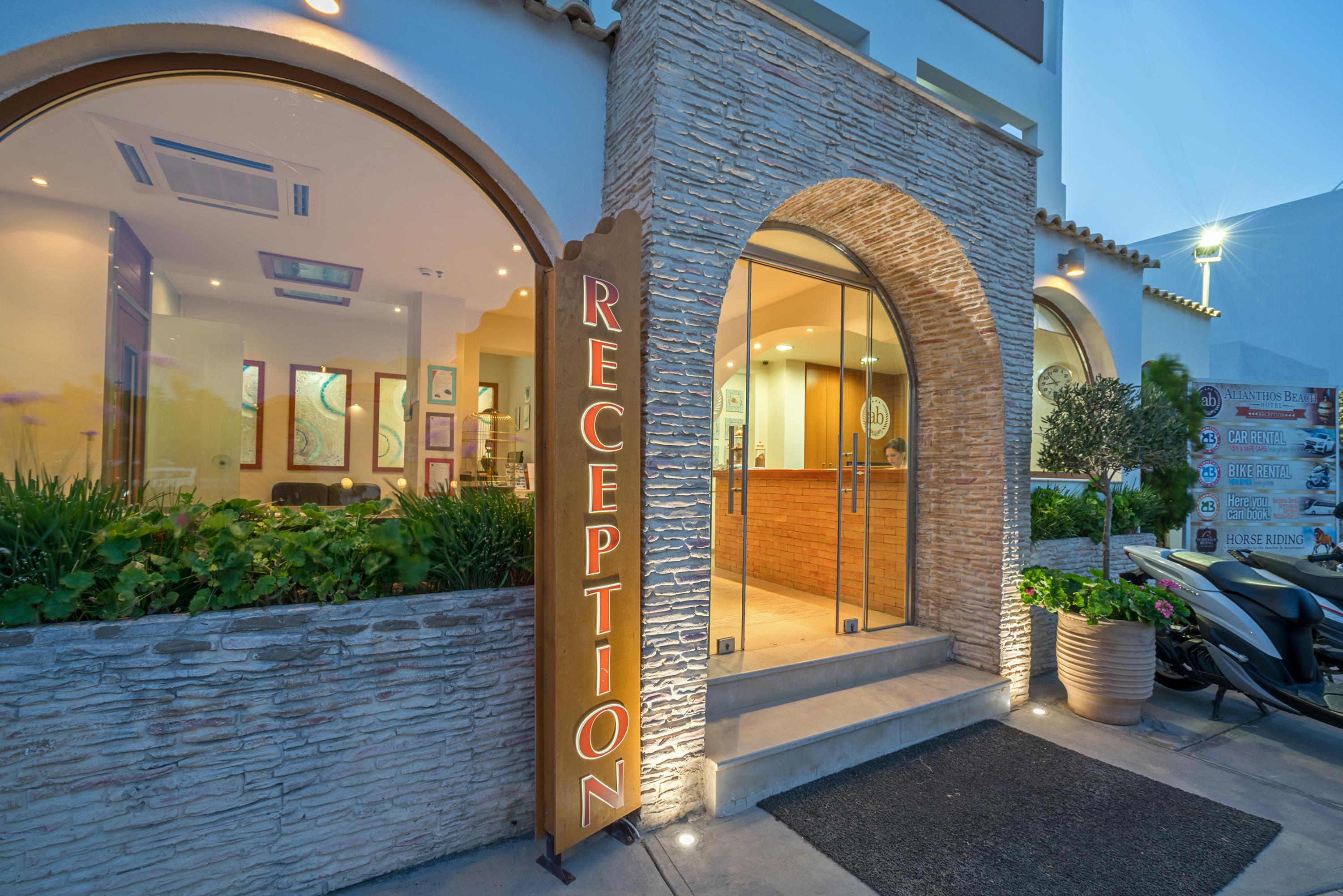 Alianthos Beach Hotel Plakiás Exterior foto